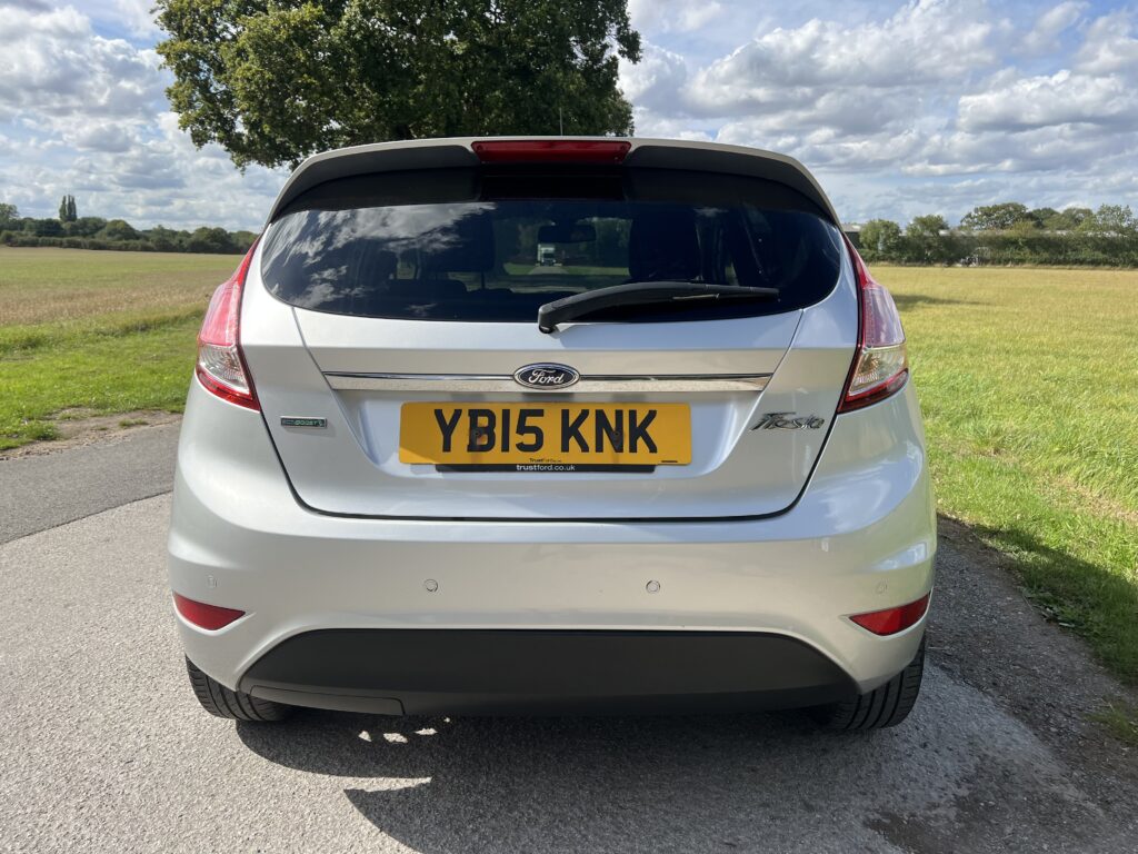 2015 15 plate Ford Fiesta 1.0 litre Ecoboost Titanium 5 Door Petrol